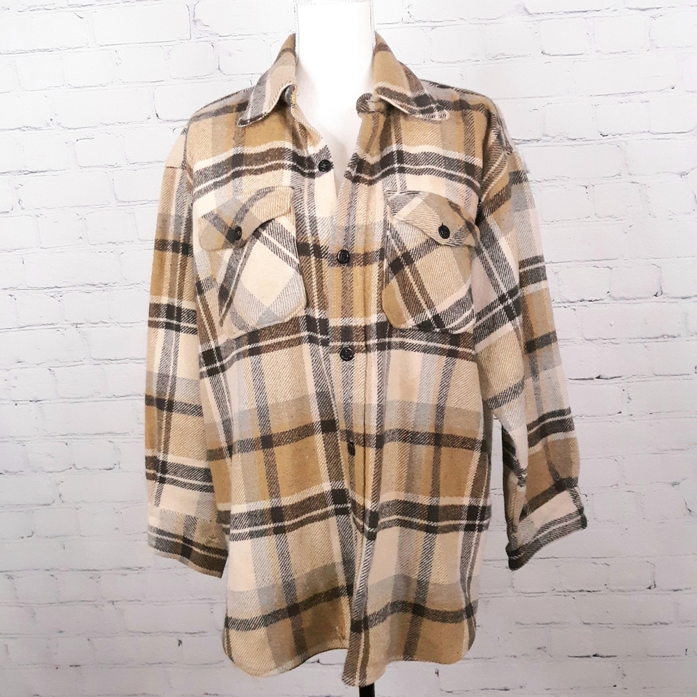 VINTAGE Thick Wool Plaid Farmcore Shirt Jacket L